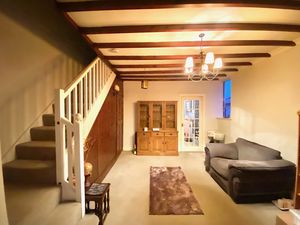 Lounge- click for photo gallery